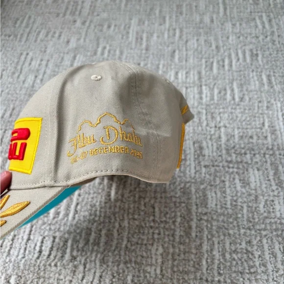 F1 hat - Picture 3 of 4